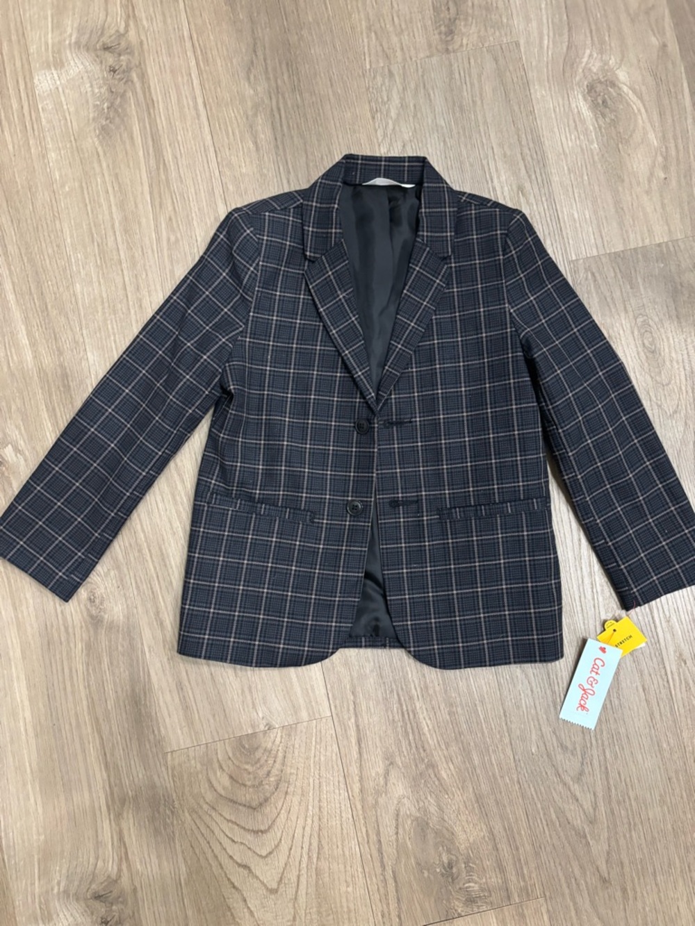 Plaid Blazer Jacket in Navy and Tan- Boys
Blazer Size 5